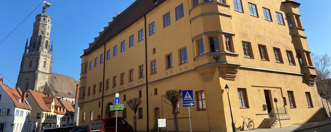Das Bild zeigt das Stadtarchiv Nördlingen.