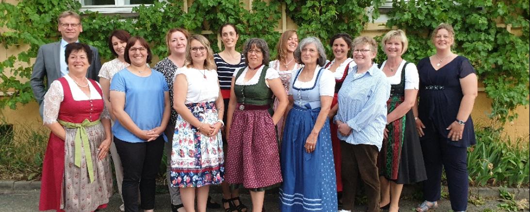 Gruppenfoto der Absolventinnen der Landwirtschaftsschule Nördlingen. 