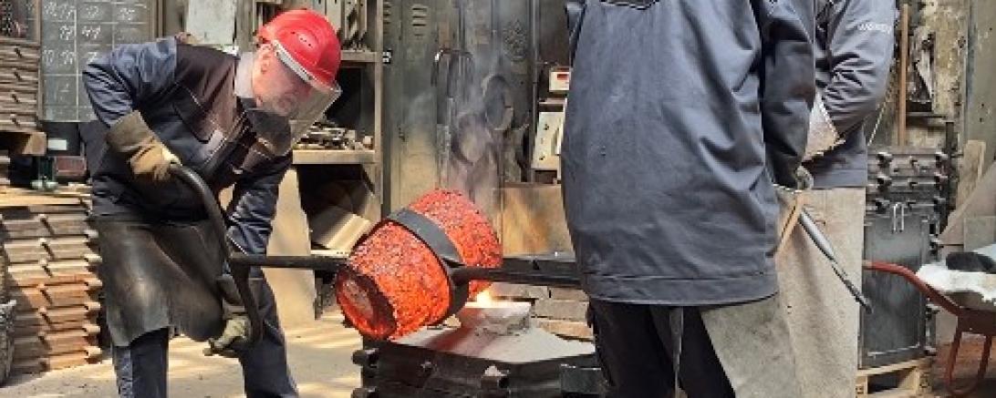 Gerd-Müller-Statue Kopf Gießerei