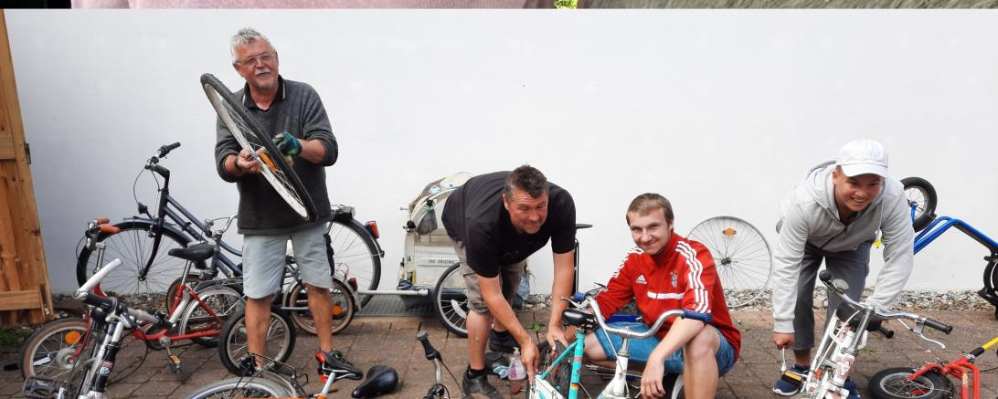 Bildkollage Ferienprogramm Hermann-Keßler-Schule. 