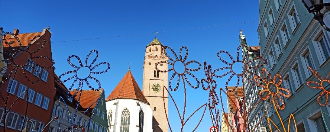 Das Bild zeigt die Donauwörther Reichsstraße.