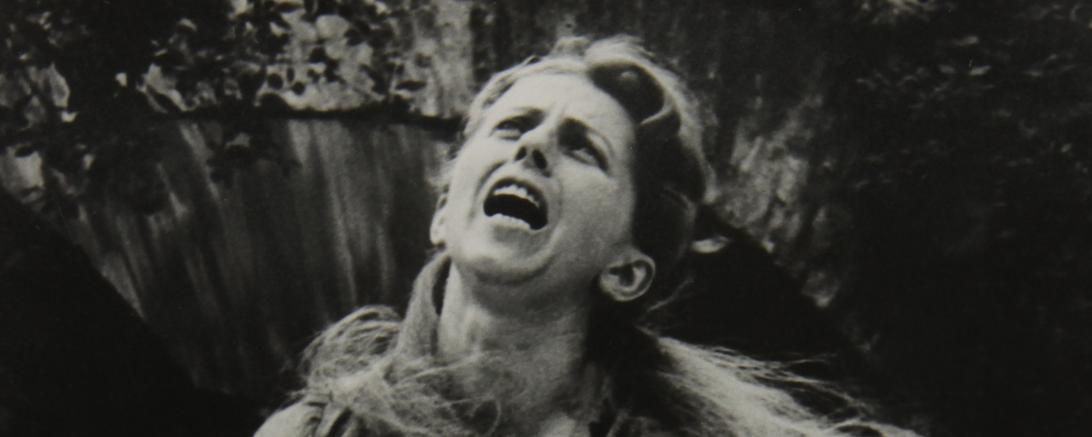 Das Bild zeigt Maria Holl.