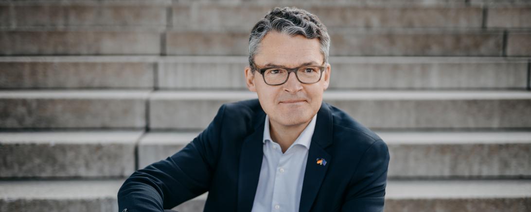 Das Bild zeigt MdB und Oberst a.D. Roderich Kiesewetter.