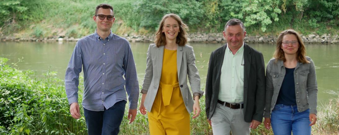 Das Bild zeigt von links nach rechts: Kreissprecher Stefan Bieber, MdL Eva Lettenbauer, Bezirksrat Albert Riedelsheimer, Kreissprecherin Elisa Pfaff.