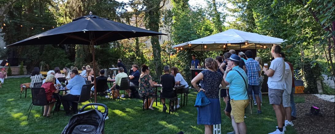 Das Bild zeigt den Eventgarten am Ochsentörl.