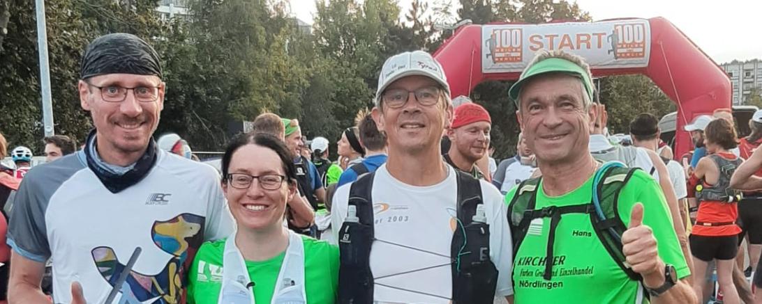 Auf dem Foto zu sehen (von links): Henning Breuer, Siomone Müller, Bernhard Satzenhofer und Hans Niederhuber. 