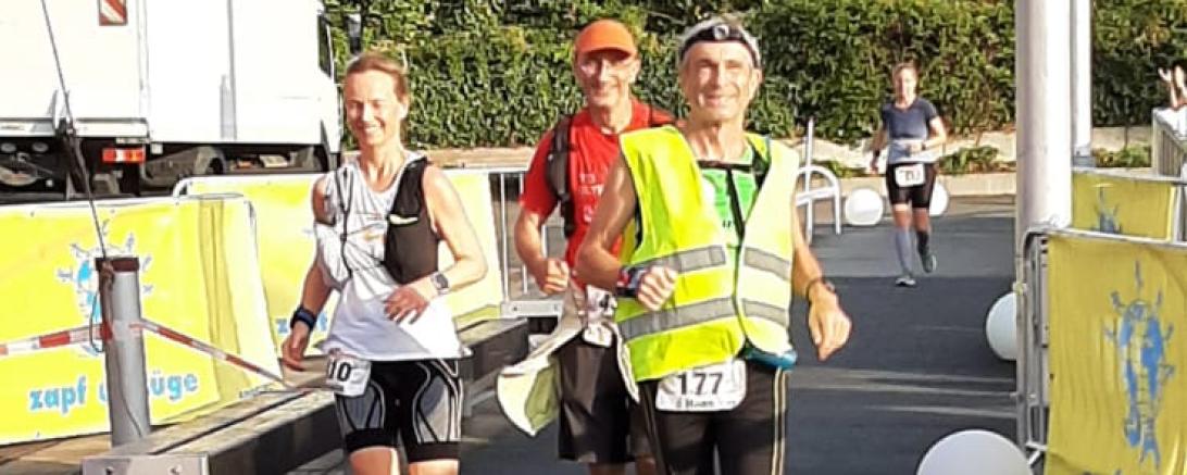 Hans Niederhuber beim Zieleinlauf 