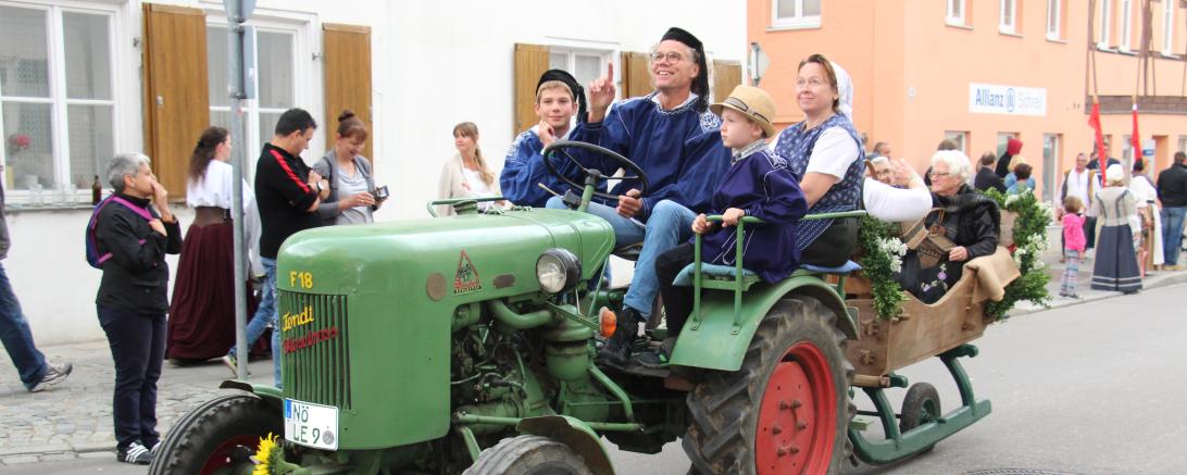 Archivbild aus 2019, Brauchtumsumzug