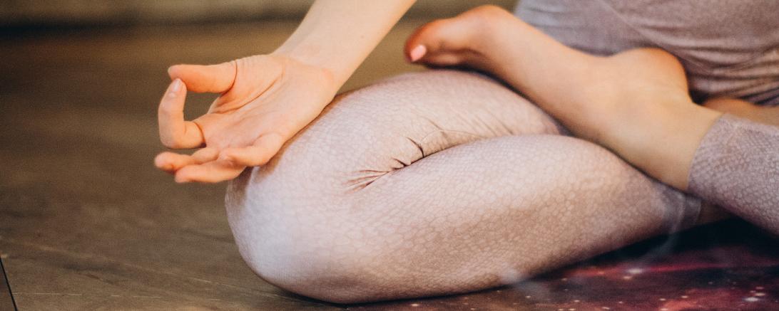 Meditierende Frau
