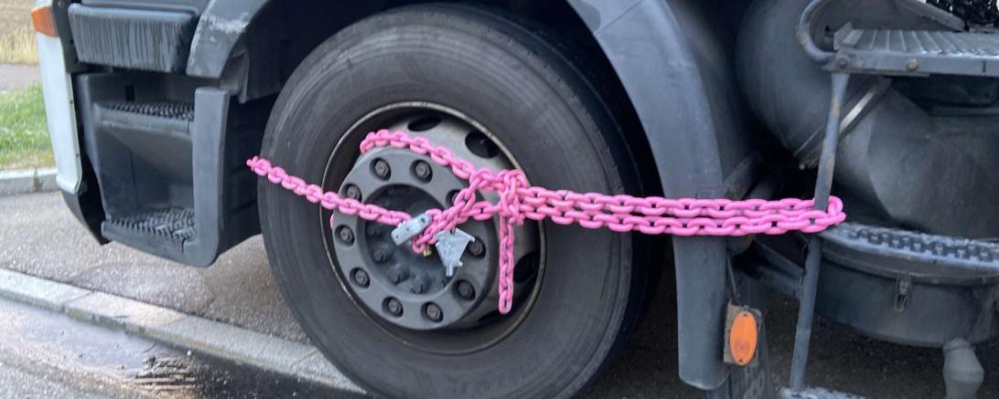 Verkehrsunsicherer Lkw