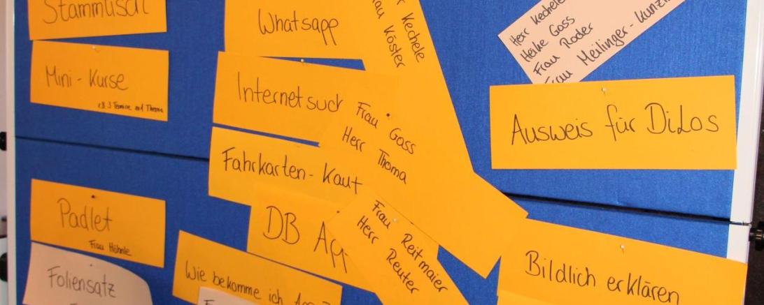 Verschiedene Themen rund um Digitalisierung werden in der Themenzeit in der Stadtbibliothek behandelt. Am Donnerstag, 15. September 2022 geht es los. 