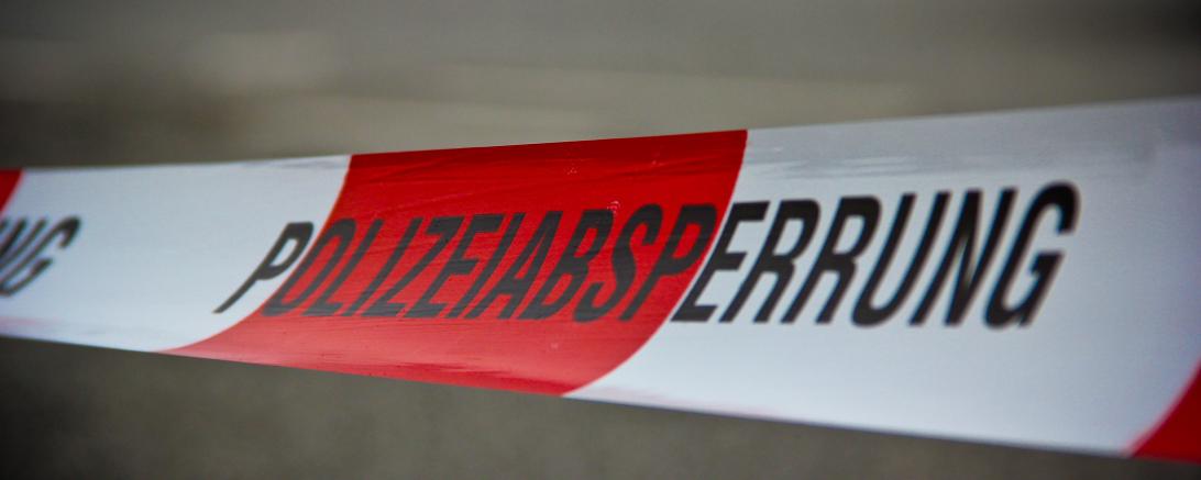 Polizeiabsperrung Tatort
