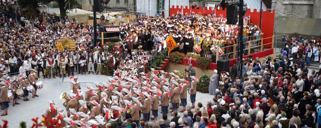 Die Eröffnung des Stadtmauerfestes 2019.
