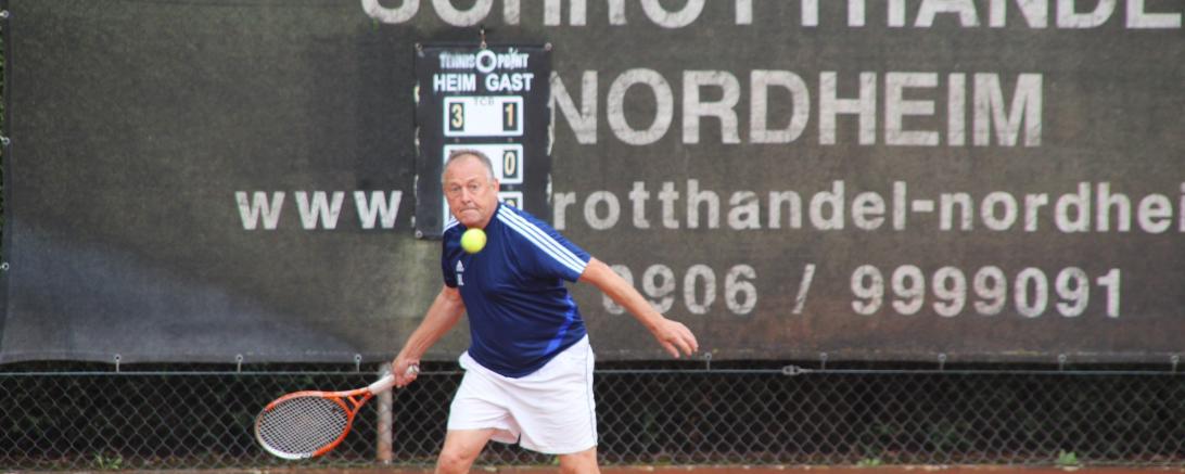 Bruno Leberle (Bild) belegte gemeinsam mit seinem Partner Richie Harlacher den zweiten Platz in der Herren 50-Konkurrenz. 