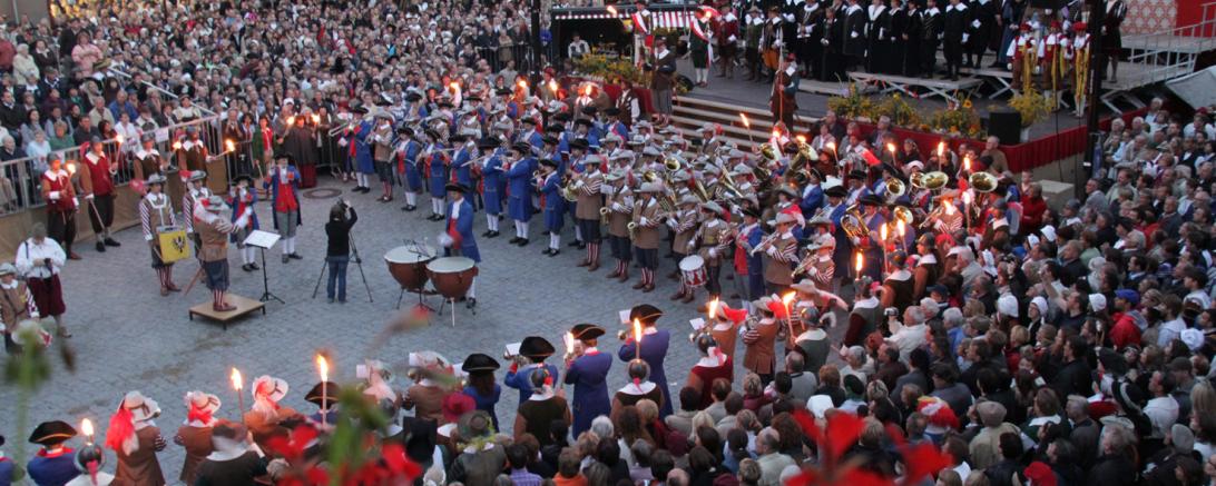 Zapfenstreich Stadtmauerfest