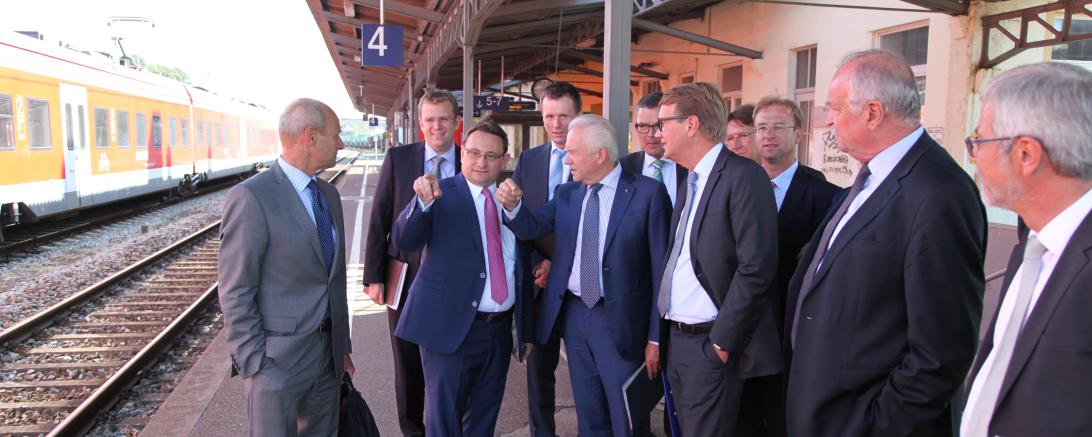 September 2016: Auftakt und letztlich Durchbruch der neuen Zugverbindung Nördlingen - München und des Ausbauprogramms der barrierefreien Bahnhöfe von Donauwörth nach Nördlingen.