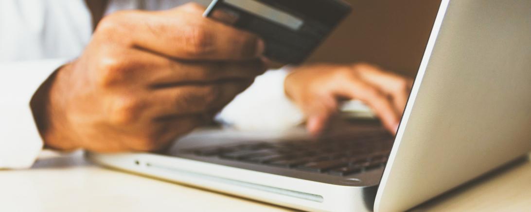 Die Konditionen von Online-Krediten richten sich unter anderem nach dem Verwendungszweck.