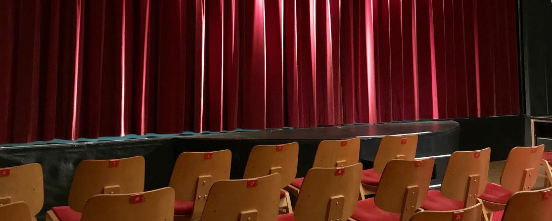 Symbolbild eines Theatersaals.
