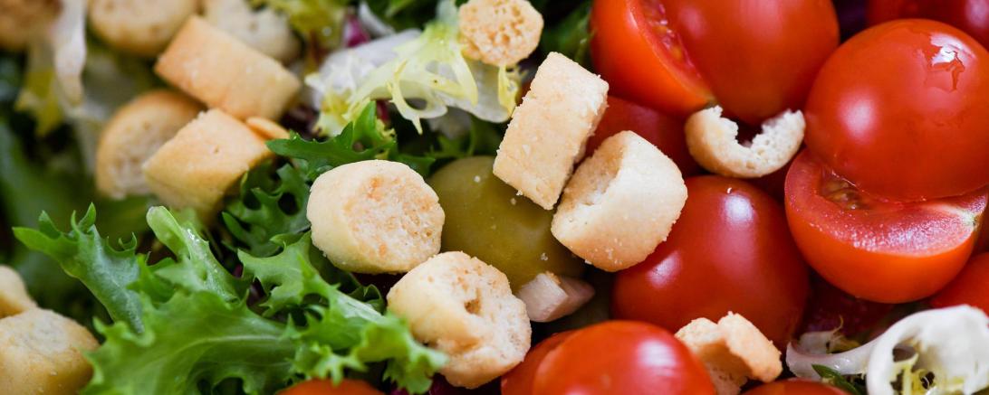 Das Bild zeigt einen Salat