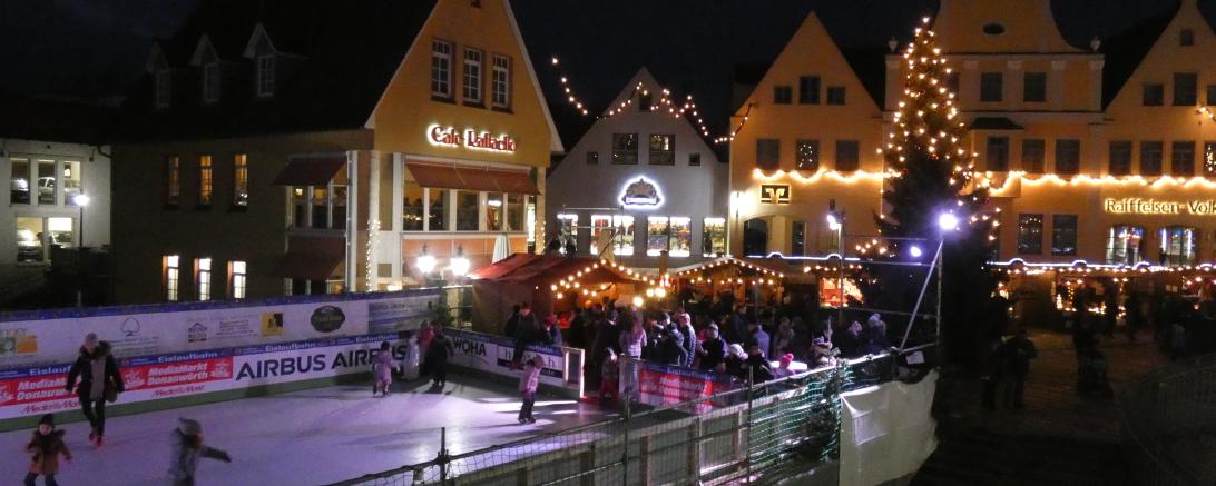Weihnachtliche Stimmung im Donauwörther Ried. 