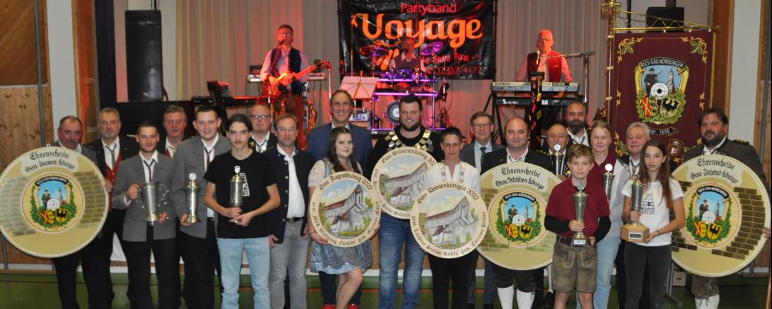 Das Bild zeigt die Gewinner der Gaukönigsfeier 2022.