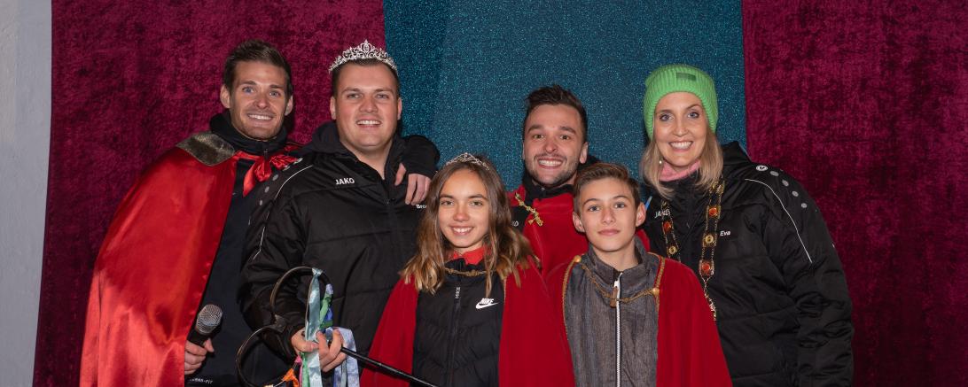 Bei dem Faschingsauftakt in Monheim wurde der diesjährige Hofstaat vorgestellt.