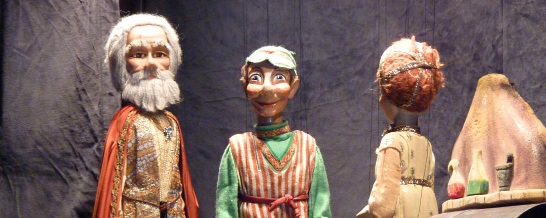 Ein Puppentheater.