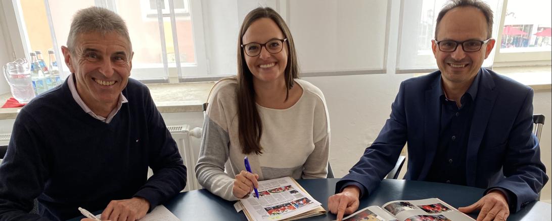 Die Aufttacktbesprechung des traditionellen Schäfflertanz.