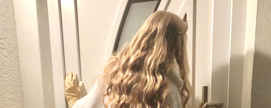 Im Bild zu sehen ist das Oettinger Christkind Fackler 