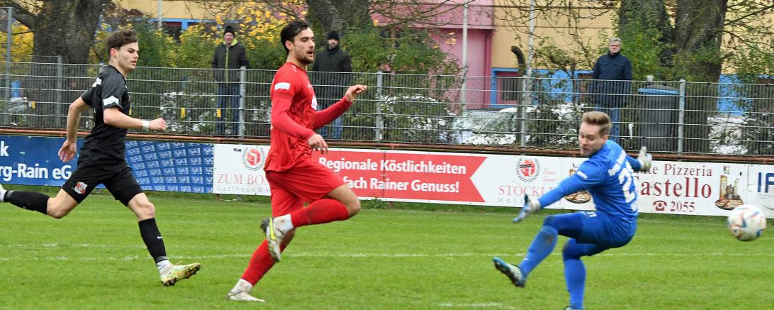 Kevin Gutia erzielt das 4:1.