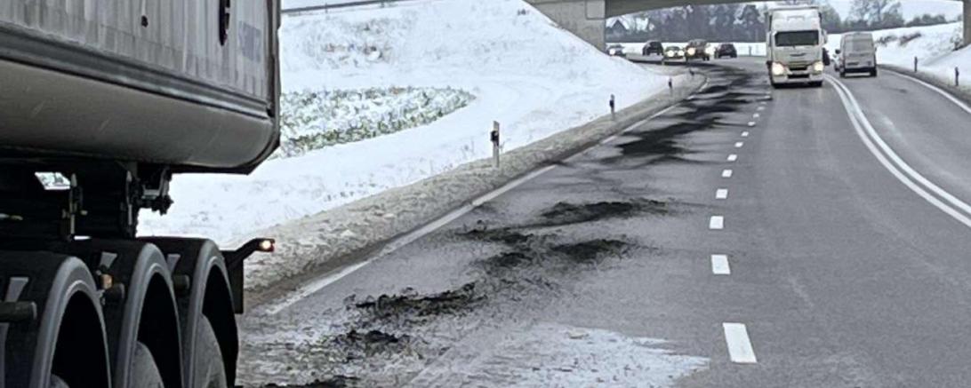 Muldenkipper verliert Humus.
