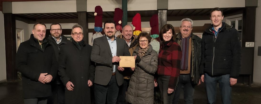Das Bild zeigt die Vertreter der CSU/JU– Harburg zusammen mit Bürgermeister Christoph Schmidt und Stadtkämmerer Wolfgang Stegmüller. 