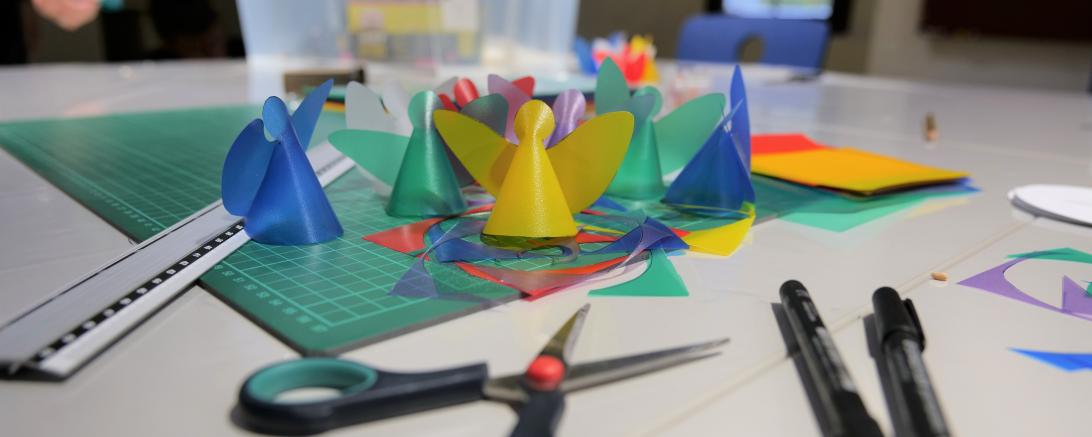 Eine selbstgebastelte Engel-Lichterkette.