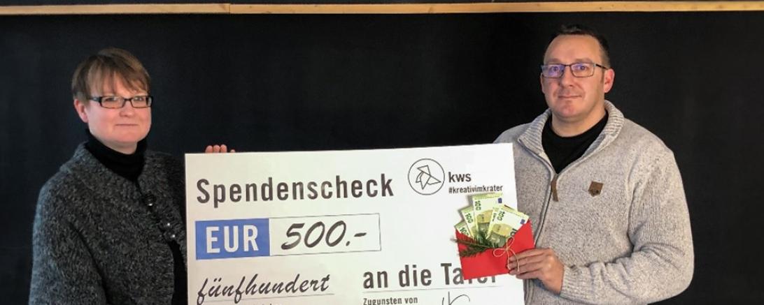 Im Bild zu sehen ist: Kws Spende an örtliche Tafeln