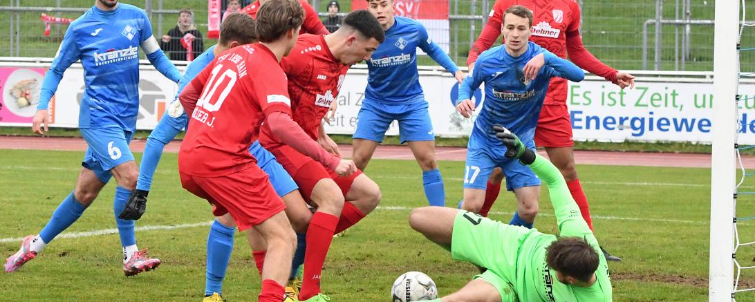 Altin Maxhuni mit der einzigen Rainer Chance im ersten Durchgang.