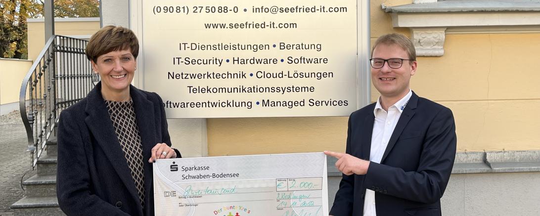 auf dem Bild sind Astrid Grotz und Florian Seefried zu sehen