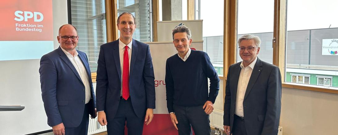 Politik & Wirtschaft