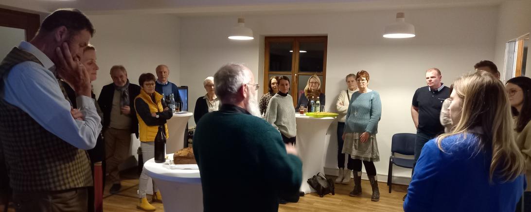 Mitglieder der Harburger Ateliergespräche zu Gast beim CoachingZentrum.donauries.
