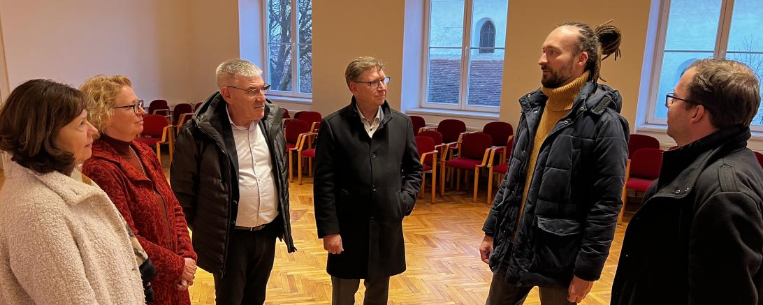 PAS Dr. Hammerl unterstützt ukrainische Schule in Hermannstadt