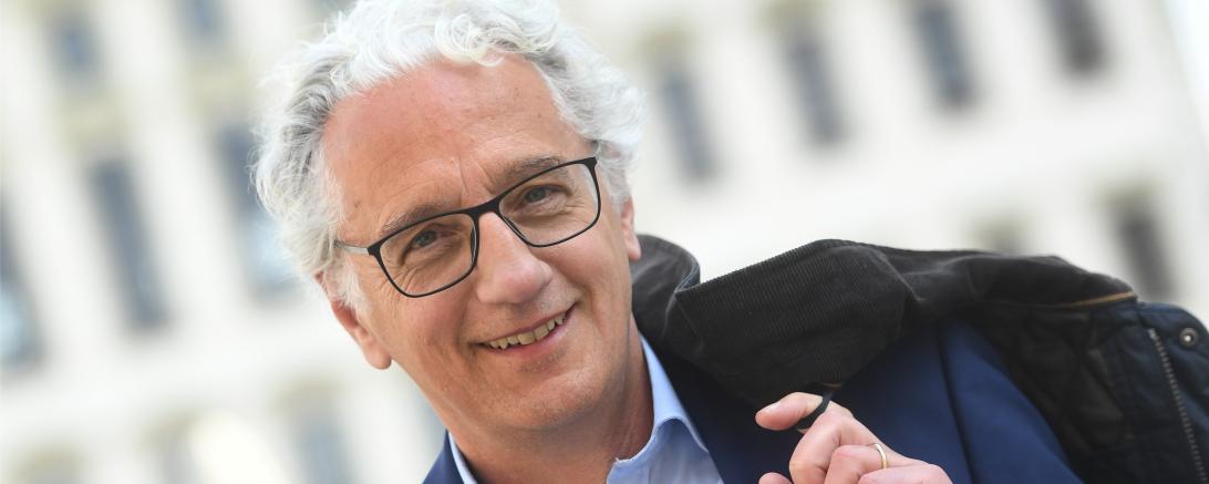 Das Bild zeigt Regionalbischof Axel Piper.