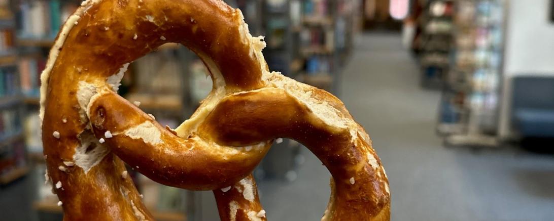 Brezel, Stadtbibliothek Donauwörth