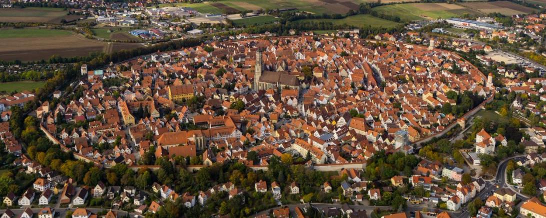 Der Kirchturm „Daniel“ inmitten Ries erhaschen. von Nördlingen.