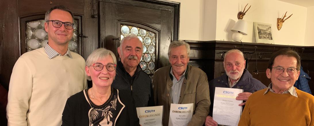 CSU ehrt Mitglieder