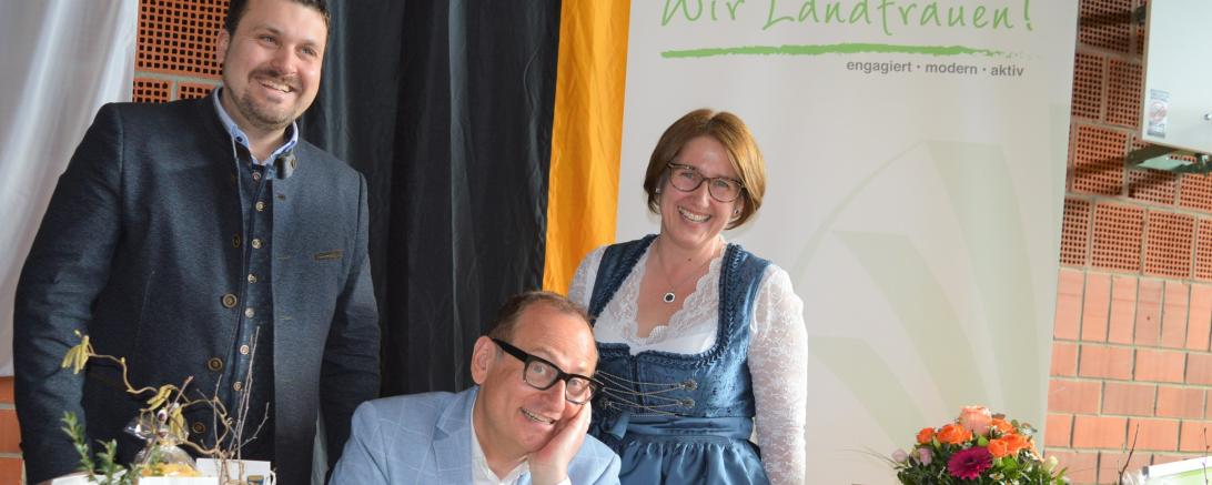 Das Bild zeigt Eindrücke vom Donau-Rieser Landfrauentag 2023