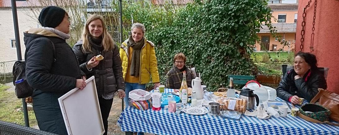 Ein gemütlicihes Zusammenkommen am internationalen Weltfrauentag.