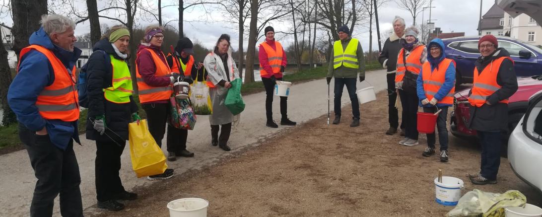 Müllsammelaktion zum Earth Day 2023.