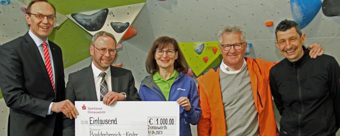 Spendenübergabe Sparkasse - DAV.