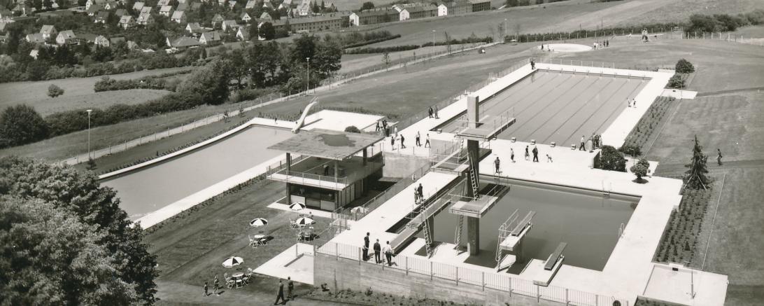 Das Freibad im Eröffnungsjahr 1963.
