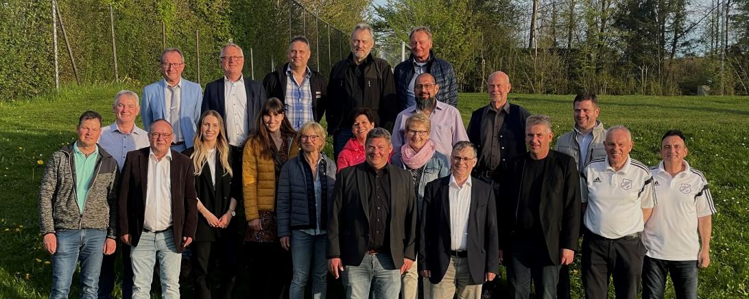 Die Mitglieder des Sportbeirates mit dem Bürgermeister, Philipp Schlapak und den Vorsitzenden des TSV Wolferstadt, Willi Kupies und Wolfgang Jaumann. 