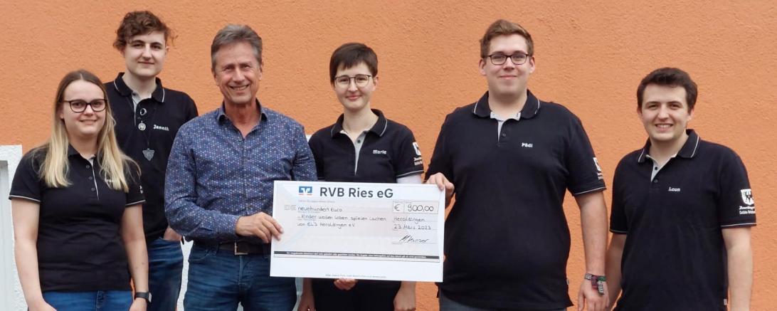 Spendenübergabe der Evangelischen Landjugend Heroldingen e.V.